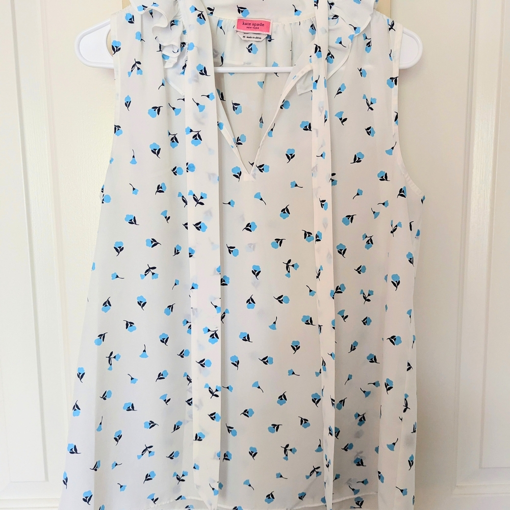 Kate Spade Dainty Bloom Shell - Picture 4 of 6